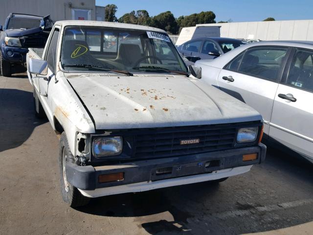 JT4RN55R5E0006848 - 1984 TOYOTA PICKUP 1/2 WHITE photo 1