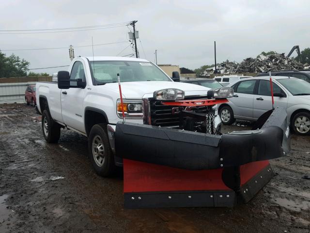 1GT02VEG1JZ254892 - 2018 GMC SIERRA K35 WHITE photo 1