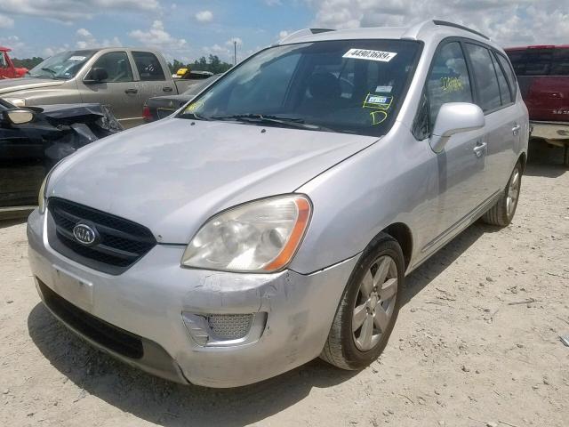 KNAFG526777100955 - 2007 KIA RONDO LX SILVER photo 2