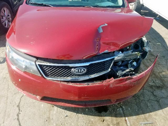 KNAFU4A20A5863632 - 2010 KIA FORTE EX RED photo 7