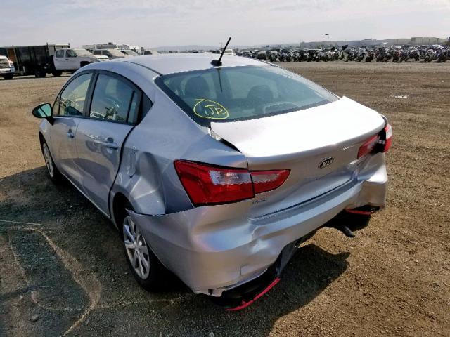 KNADM4A30H6119761 - 2017 KIA RIO LX SILVER photo 3