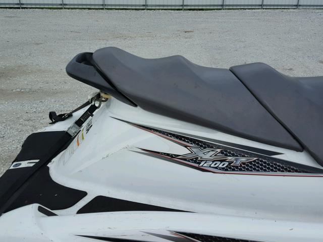 YAMA3733D101 - 2001 YAMAHA WAVERUNNER WHITE photo 6