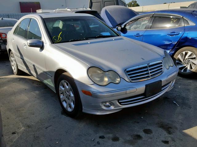 WDBRF61J95A660666 - 2005 MERCEDES-BENZ C 240 SILVER photo 1