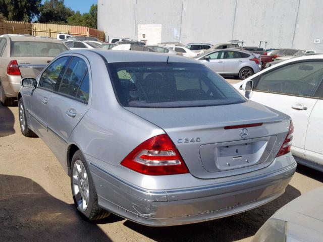 WDBRF61J95A660666 - 2005 MERCEDES-BENZ C 240 SILVER photo 3