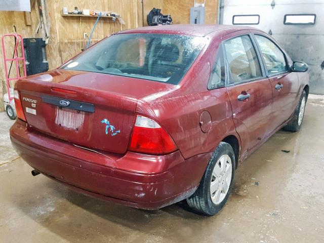 1FAFP34N67W142475 - 2007 FORD FOCUS ZX4 MAROON photo 4