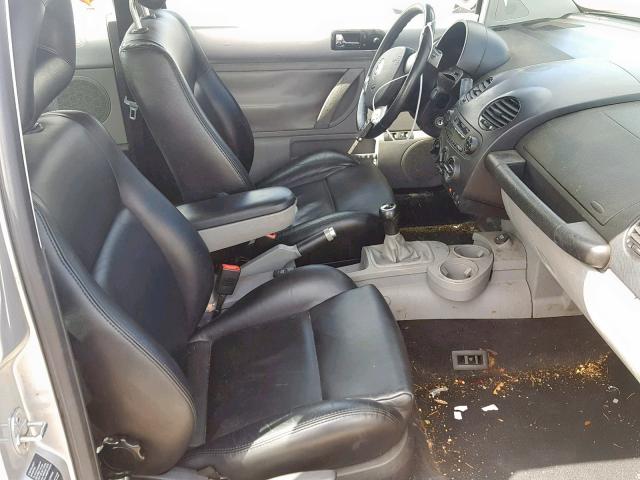 3VWED21C11M476283 - 2001 VOLKSWAGEN NEW BEETLE ვერცხლისფერი ფოტო 5