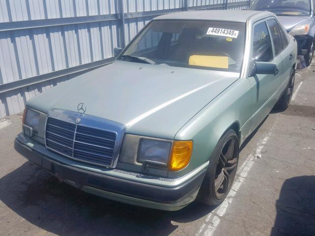 WDBEA30D5MB363880 - 1991 MERCEDES-BENZ 300 E GREEN photo 2