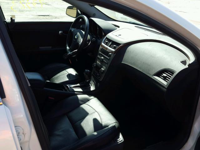 1G1ZE5E72A4117559 - 2010 CHEVROLET MALIBU LTZ 白色 照片 5