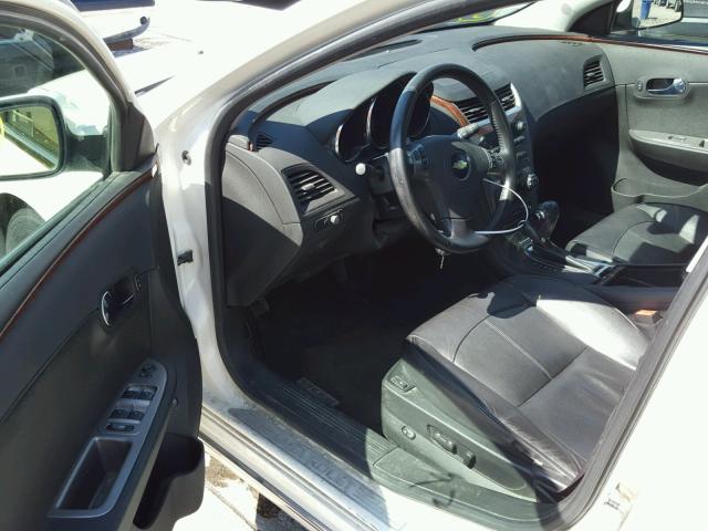 1G1ZE5E72A4117559 - 2010 CHEVROLET MALIBU LTZ 白色 照片 9