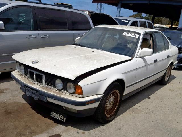 WBAHD2317LBF68486 - 1990 BMW 535 I AUTO WHITE photo 2