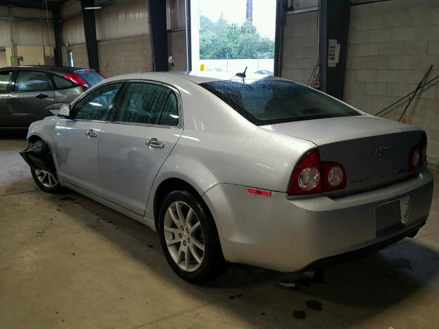 1G1ZE5E78BF295305 - 2011 CHEVROLET MALIBU LTZ 银色 照片 3