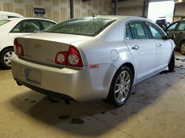 1G1ZE5E78BF295305 - 2011 CHEVROLET MALIBU LTZ 银色 照片 4