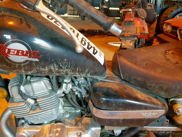 JH2MC13171K700047 - 2001 HONDA CMX250 C BURGUNDY photo 9