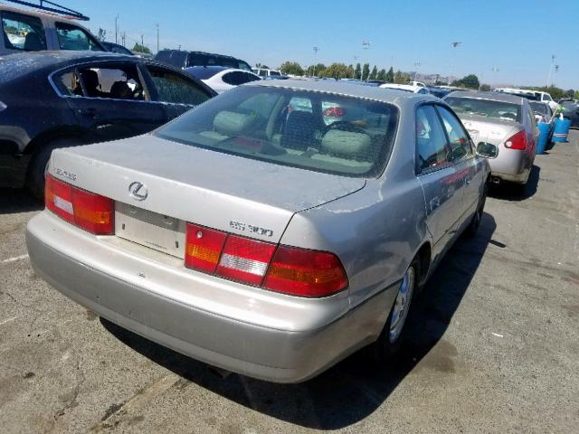 JT8BF28G0X0152468 - 1999 LEXUS ES 300 TAN photo 4