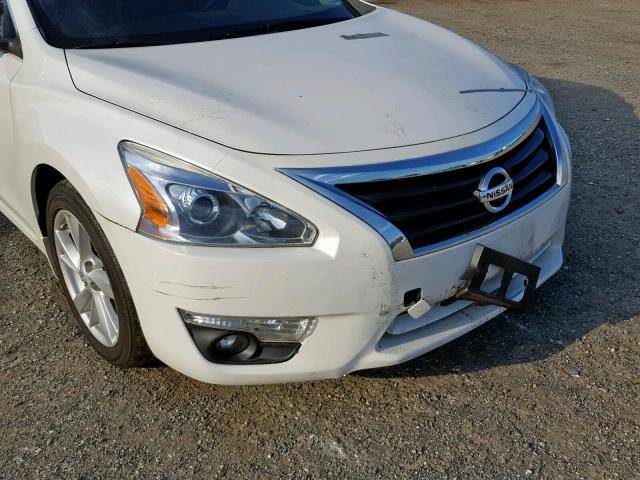 1N4AL3AP3EC144565 - 2014 NISSAN ALTIMA WHITE photo 9