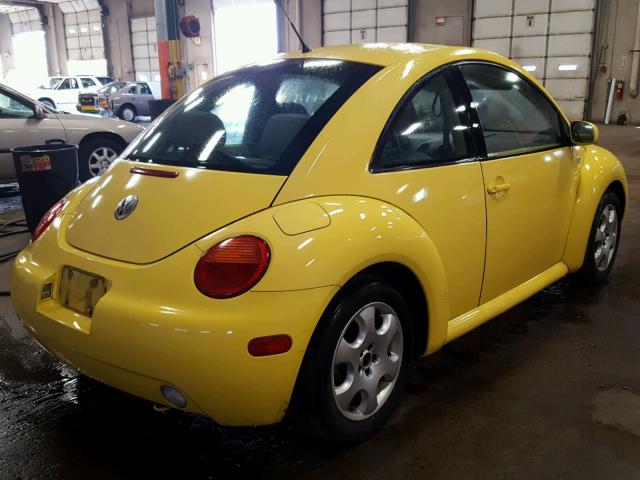 3VWCB21C02M459103 - 2002 VOLKSWAGEN NEW BEETLE YELLOW photo 4