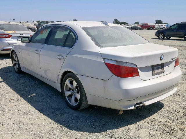 WBANA53515B863809 - 2005 BMW 525 I WHITE photo 3