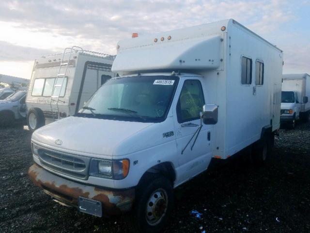 1FDXE45S0YHB59949 - 2000 FORD E450 SUP WHITE photo 2