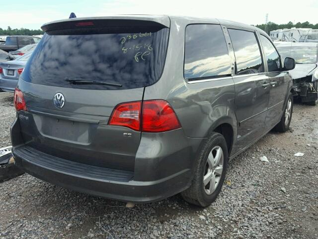 2V4RW3D11AR306020 - 2010 VOLKSWAGEN ROUTAN SE GRAY photo 4