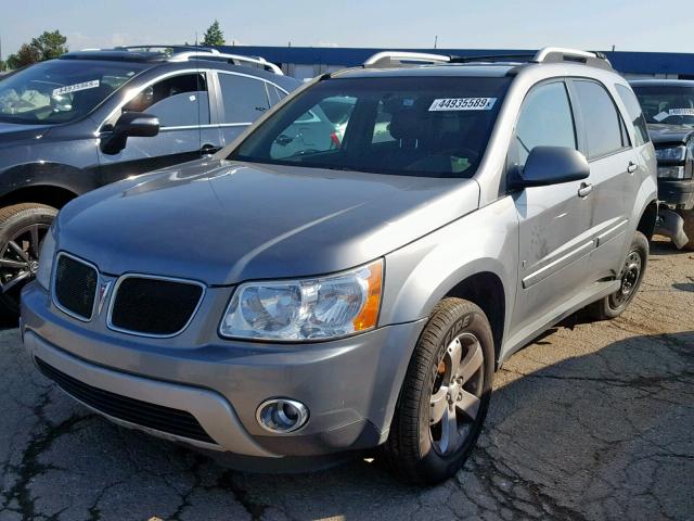 2CKDL63F166021945 - 2006 PONTIAC TORRENT GRAY photo 2