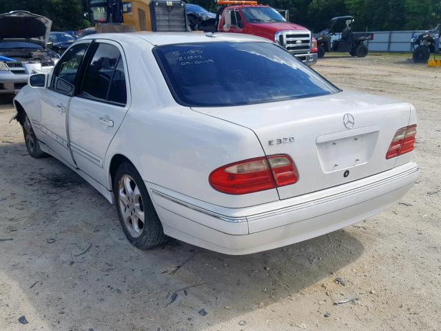 WDBJF65JX2B443365 - 2002 MERCEDES-BENZ E 320 WHITE photo 3