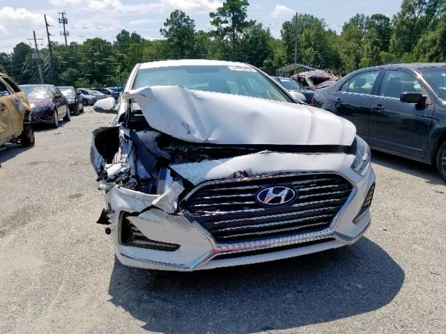 5NPE34AF7JH678496 - 2018 HYUNDAI SONATA SPO WHITE photo 9