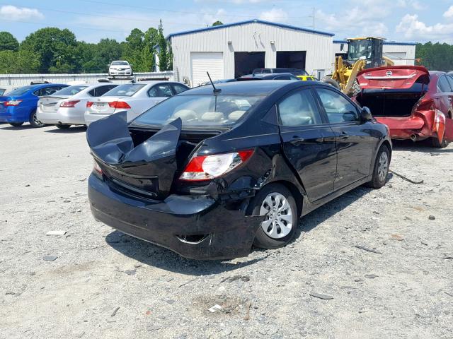 KMHCT4AE6HU330408 - 2017 HYUNDAI ACCENT SE BLACK photo 4