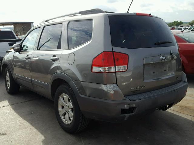 KNDJJ741895015858 - 2009 KIA BORREGO LX GRAY photo 3