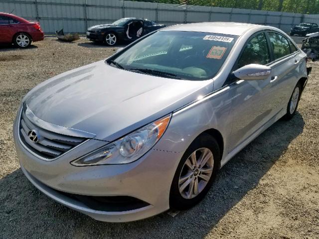 5NPEB4ACXEH941515 - 2014 HYUNDAI SONATA GLS SILVER photo 2