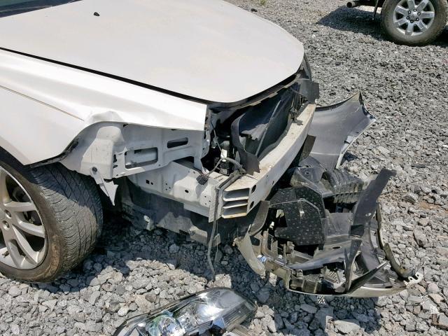 1G1ZE5E72AF238337 - 2010 CHEVROLET MALIBU LTZ თეთრი ფოტო 9