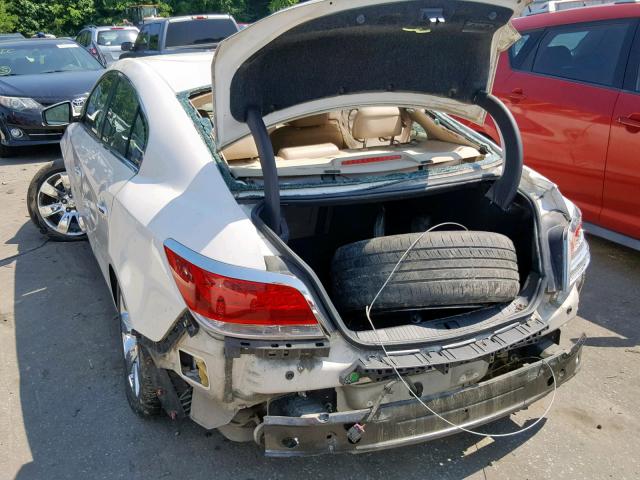 1G4GC5EG6AF268151 - 2010 BUICK LACROSSE C WHITE photo 3