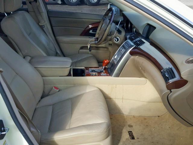 JH4KB16668C003319 - 2008 ACURA RL WHITE photo 5