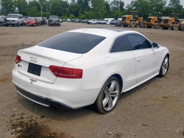 WAUVVAFR1AA032015 - 2010 AUDI S5 PRESTIG WHITE photo 4