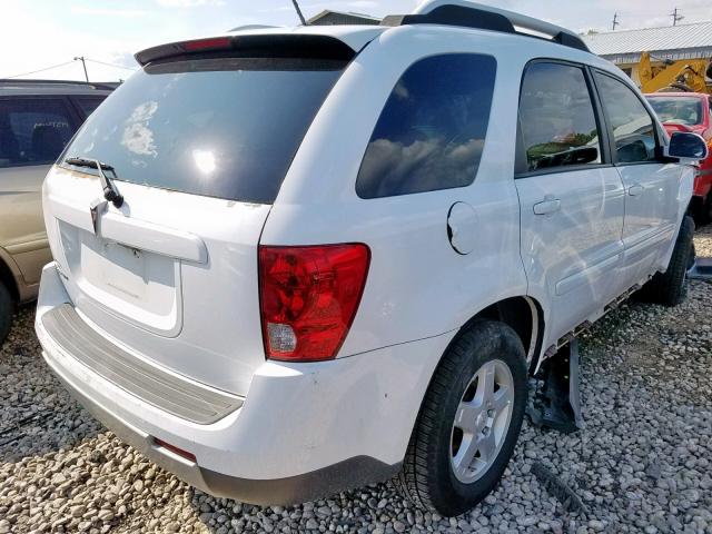 2CKDL33F286336772 - 2008 PONTIAC TORRENT WHITE photo 4