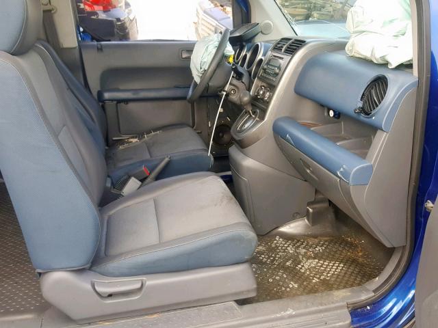 5J6YH28574L011552 - 2004 HONDA ELEMENT EX BLUE photo 5