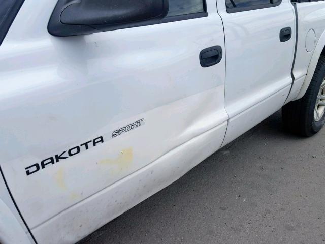 1B7HG38NX2S645990 - 2002 DODGE DAKOTA QUA WHITE photo 9