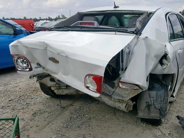 1G1ZC5EB3A4110582 - 2010 CHEVROLET MALIBU 1LT WHITE photo 9
