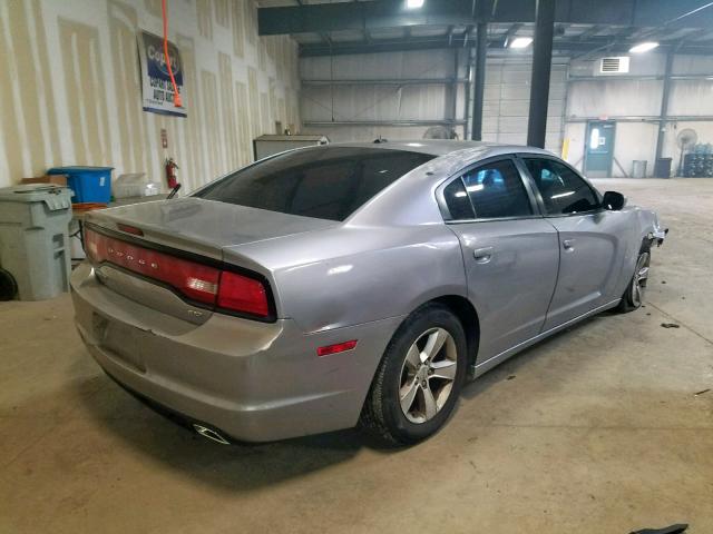 2C3CDXHG4EH288222 - 2014 DODGE CHARGER SX GRAY photo 4