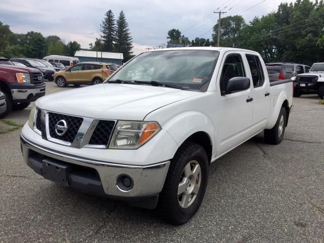 1N6AD09W97C407837 - 2007 NISSAN FRONTIER C WHITE photo 2