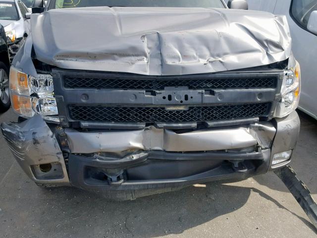 2GCEC19J571671080 - 2007 CHEVROLET SILVERADO GRAY photo 9