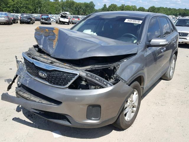 5XYKT4A63EG421514 - 2014 KIA SORENTO LX GRAY photo 2