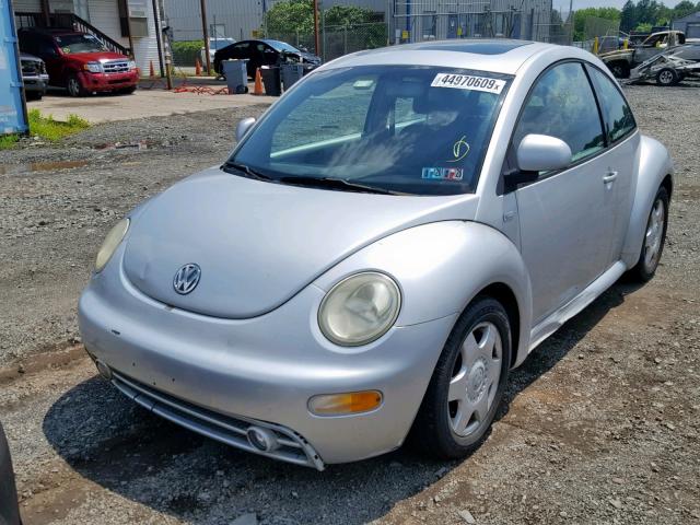 3VWCC21CXYM467151 - 2000 VOLKSWAGEN NEW BEETLE Gümüş foto 2