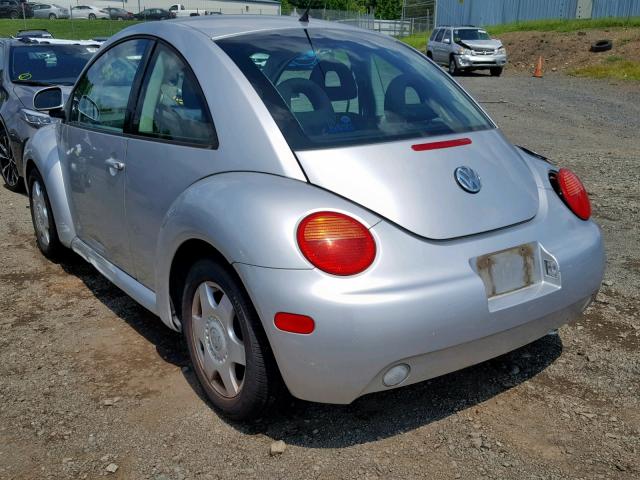 3VWCC21CXYM467151 - 2000 VOLKSWAGEN NEW BEETLE Gümüş foto 3