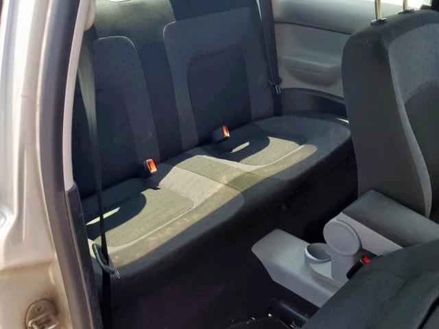 3VWCC21CXYM467151 - 2000 VOLKSWAGEN NEW BEETLE Gümüş foto 6