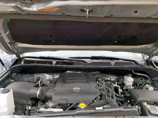 5TFDW5F16HX617841 - 2017 TOYOTA TUNDRA CRE SILVER photo 7