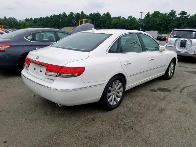 KMHFC46F79A342102 - 2009 HYUNDAI AZERA SE WHITE photo 4