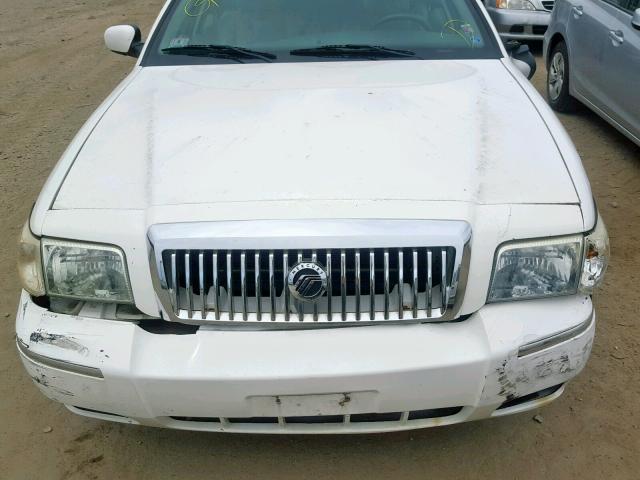 2MEFM75V88X600854 - 2008 MERCURY GRAND MARQ WHITE photo 9