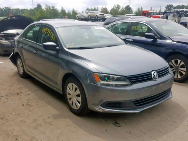 3VW2K7AJ8CM466146 - 2012 VOLKSWAGEN JETTA BASE GRAY photo 1