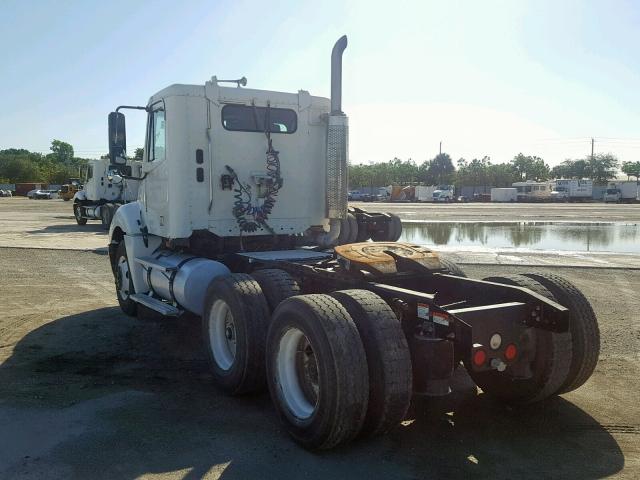 1FUJA6CK96LX10855 - 2006 FREIGHTLINER CONVENTION WHITE photo 3