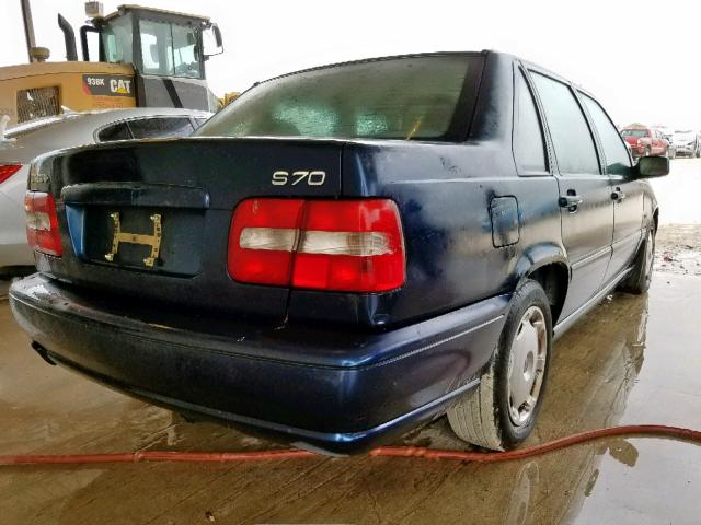 YV1LS5588W1494124 - 1998 VOLVO S70 BLUE photo 4